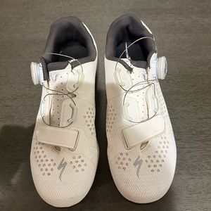 Specialized torch 2.0 spin shoes